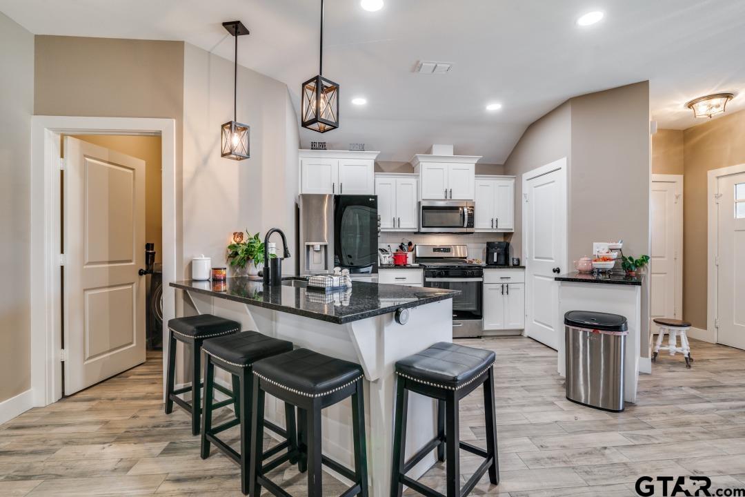 17409 Crossing Circle Lindale, TX 75771 - Photo 12 of 25