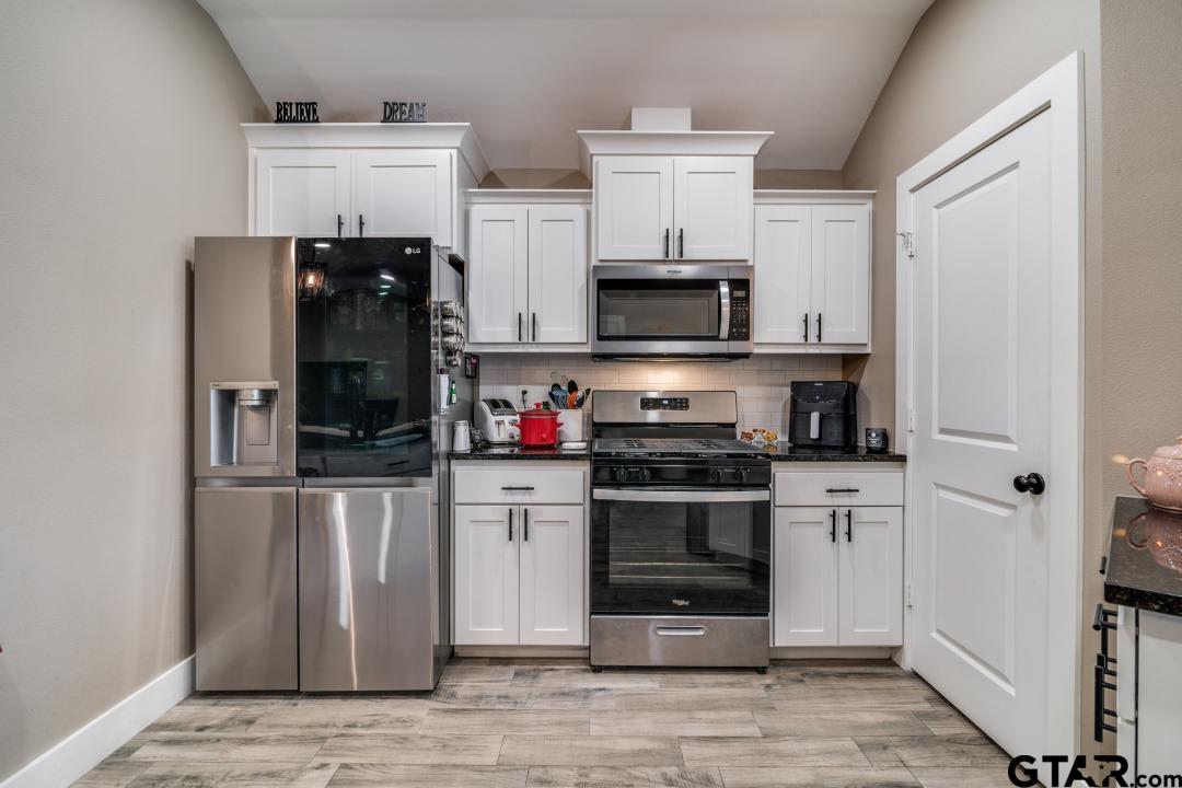 17409 Crossing Circle Lindale, TX 75771 - Photo 13 of 25