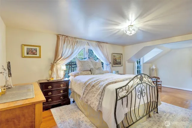 $649,900 | 3918 Northwest Phinney Bay Drive, Bremerton, WA 98312