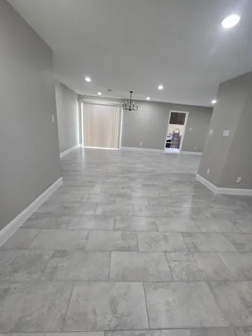 $2,200 | 422 West Street, Stafford, TX 77477