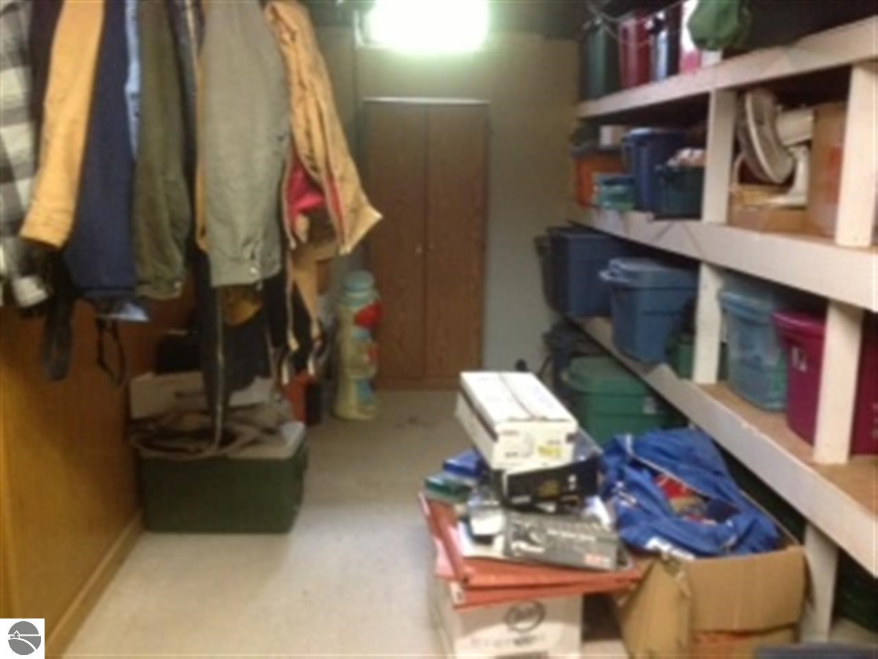 5544 Mabel Road Williamsburg, MI 49690 - Photo 17 of 39 1774886-16.JPG