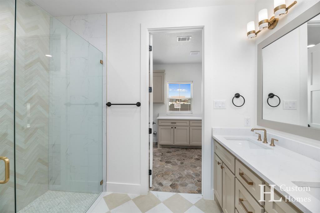 2485 Cotton Dale Road Springtown, TX 76082 - Photo 21 of 35 Gallery Image 21