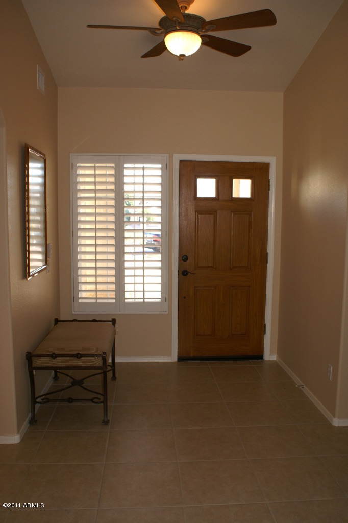 15428 West Cheery Lynn Road Goodyear, AZ 85395 - Photo 17 of 32 Entry View 1 of 2