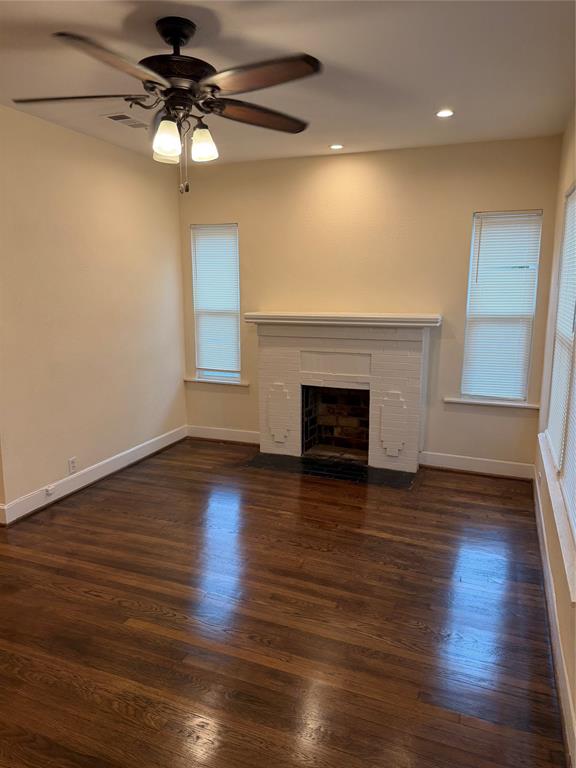 522 Cameron Avenue Dallas, TX 75223 - Photo 3 of 8
