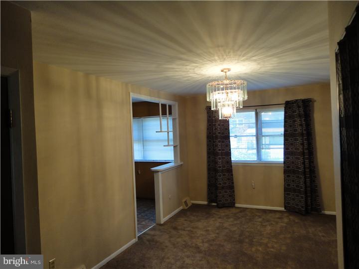 12722 Minden Road Philadelphia, PA 19154 - Photo 5 of 20