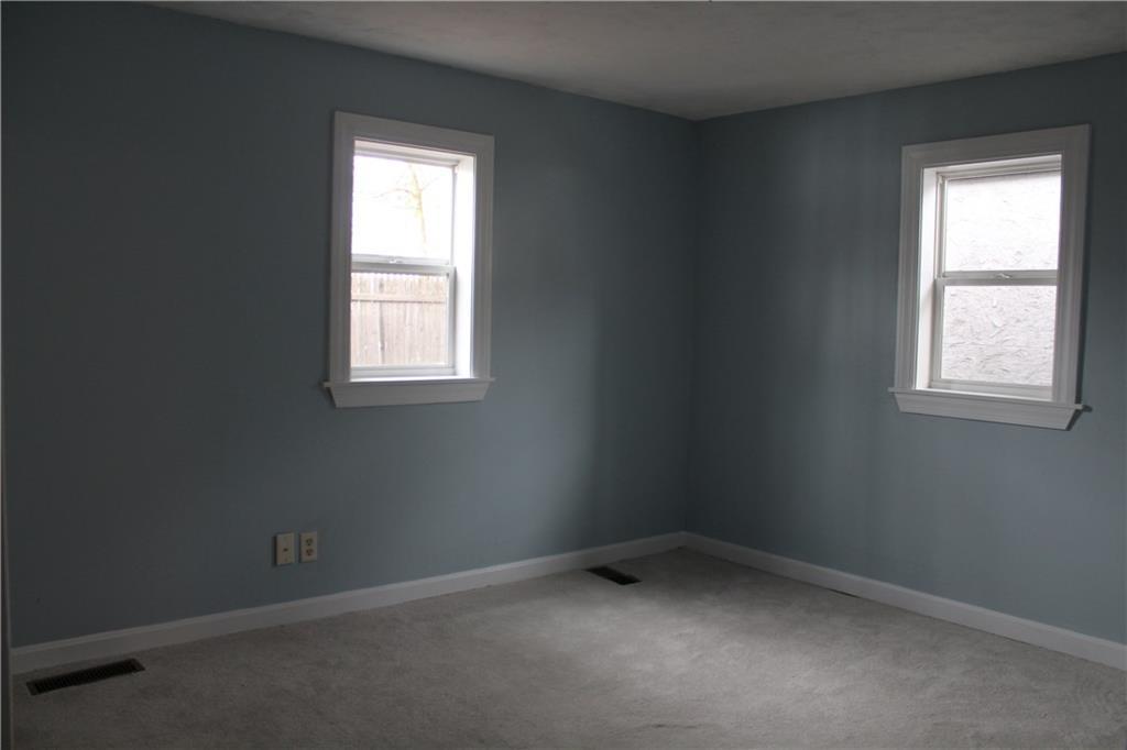 26 Prospect Street Springvale, ME 04083 - Photo 5 of 14 Photo