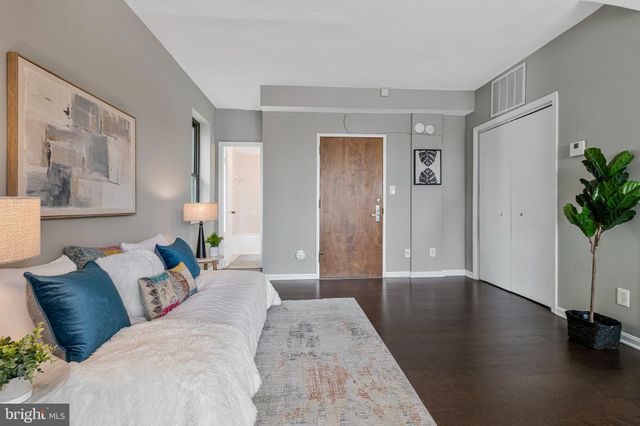 $295,000 | 1320 21st Street Northwest, Unit 406, Washington, DC 20036