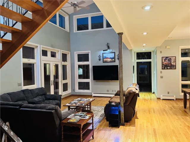 $1,090,000 | 32714 Northwest Jackson Road, Richmond, KS 66080