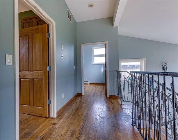 $1,090,000 | 32714 Northwest Jackson Road, Richmond, KS 66080