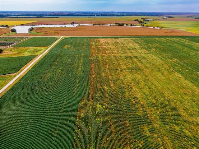 $1,090,000 | 32714 Northwest Jackson Road, Richmond, KS 66080