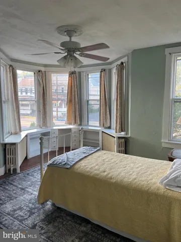 a view of a walk in closet