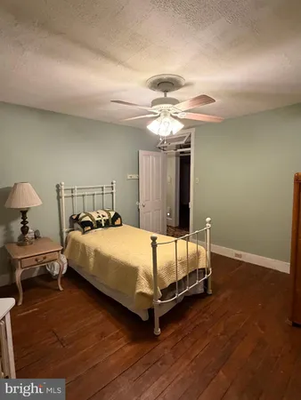 $199,999 | 2 East Grand Avenue, Tower City, PA 17980