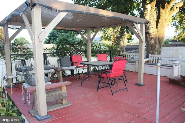 $199,999 | 2 East Grand Avenue, Tower City, PA 17980