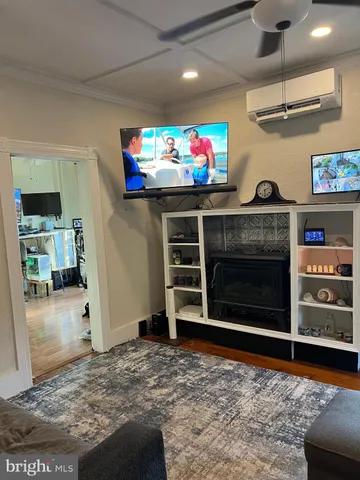 $214,000 | 2 East Grand Avenue, Tower City, PA 17980