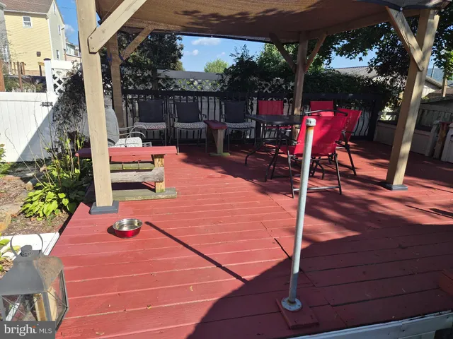 $214,000 | 2 East Grand Avenue, Tower City, PA 17980