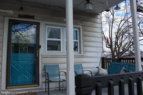 $199,999 | 2 East Grand Avenue, Tower City, PA 17980