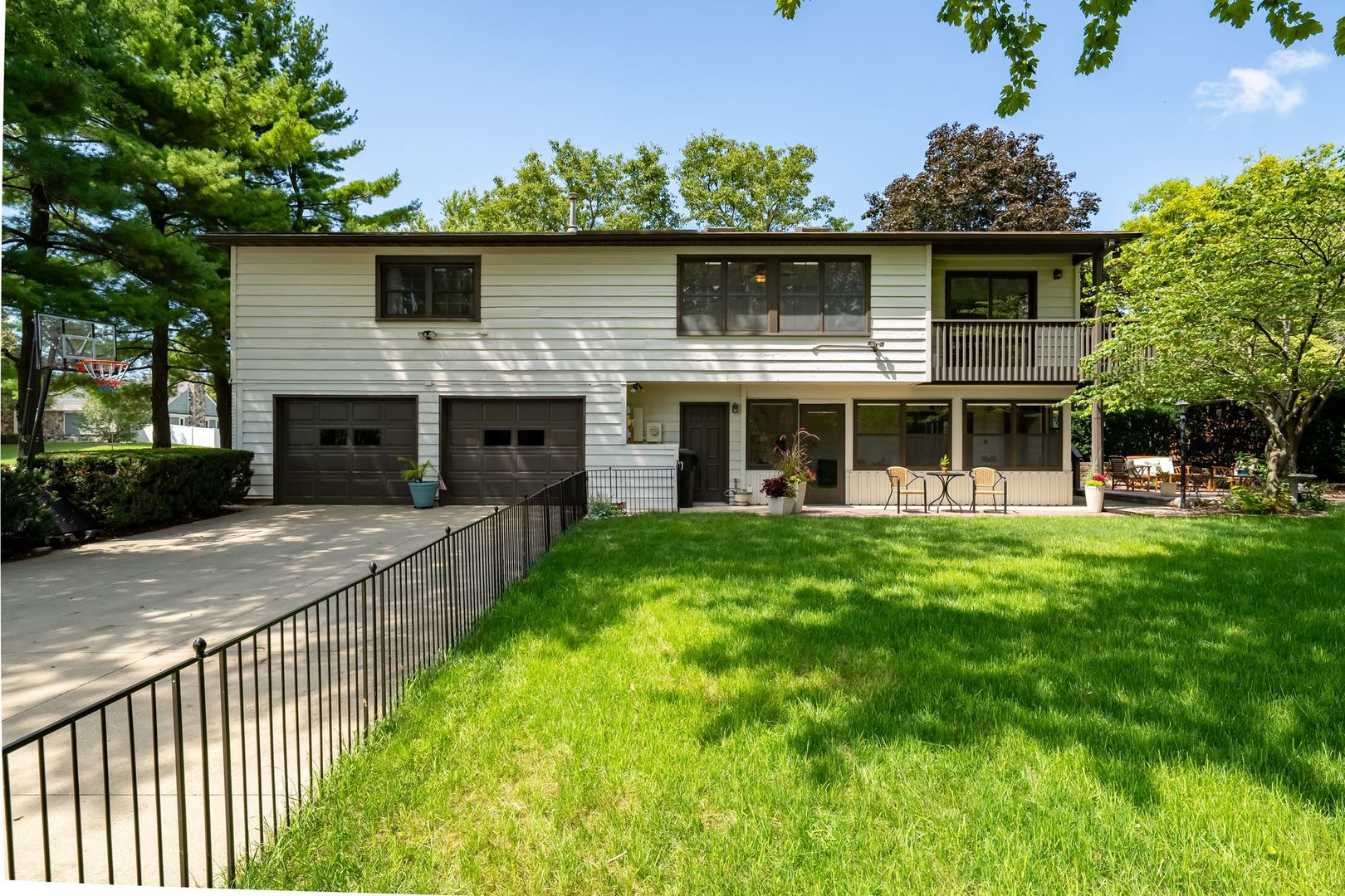 1023 Barton Drive Normal, IL 61761 - Photo 8 of 42