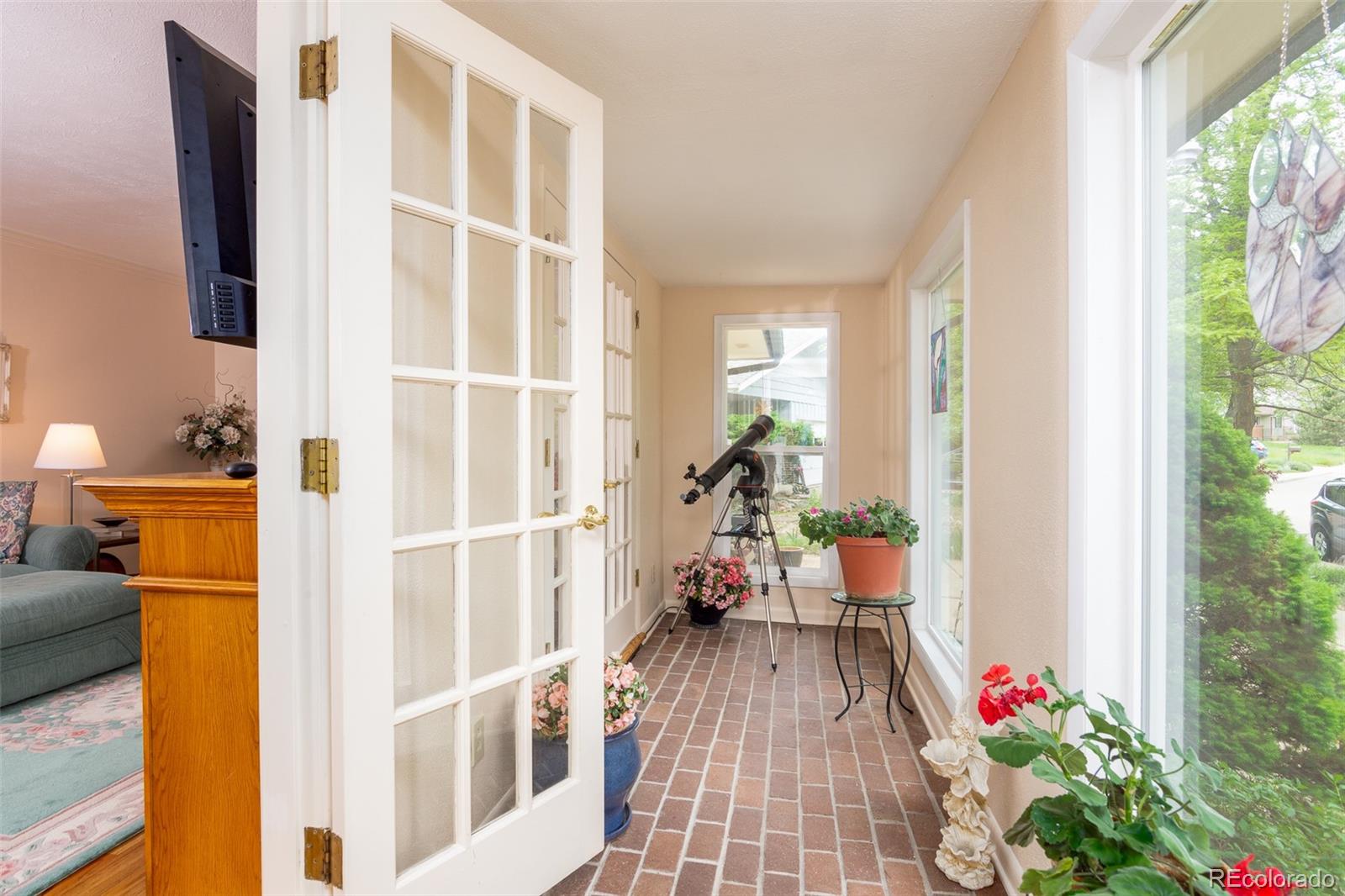 3550 Everett Drive Boulder, CO 80305 - Photo 7 of 31