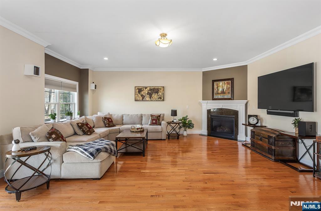 3 Brandon Court Butler, NJ 07405 - Photo 11 of 38