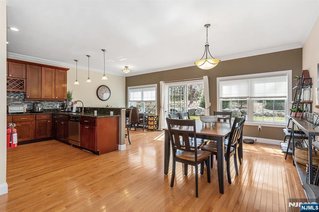 3 Brandon Court Butler, NJ 07405 - Photo 15 of 38