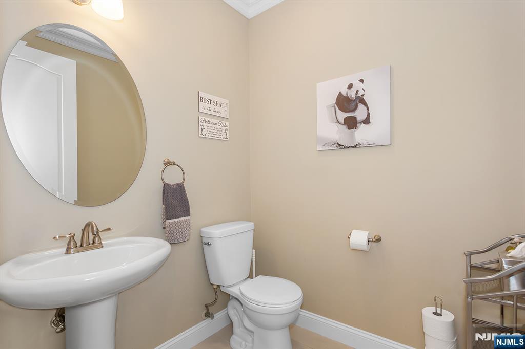 3 Brandon Court Butler, NJ 07405 - Photo 20 of 38