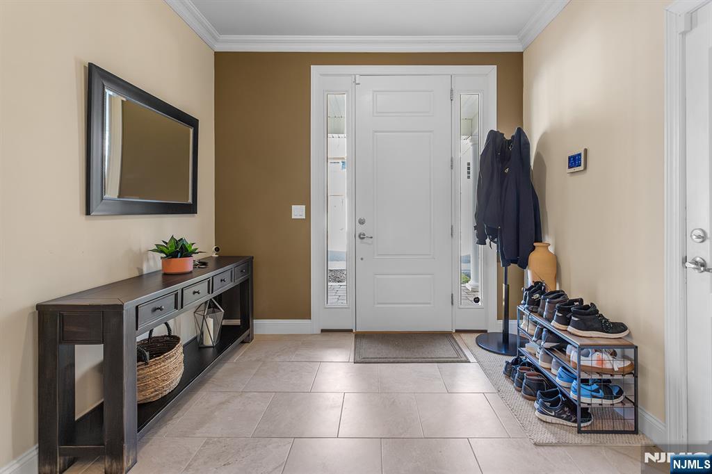 3 Brandon Court Butler, NJ 07405 - Photo 4 of 38