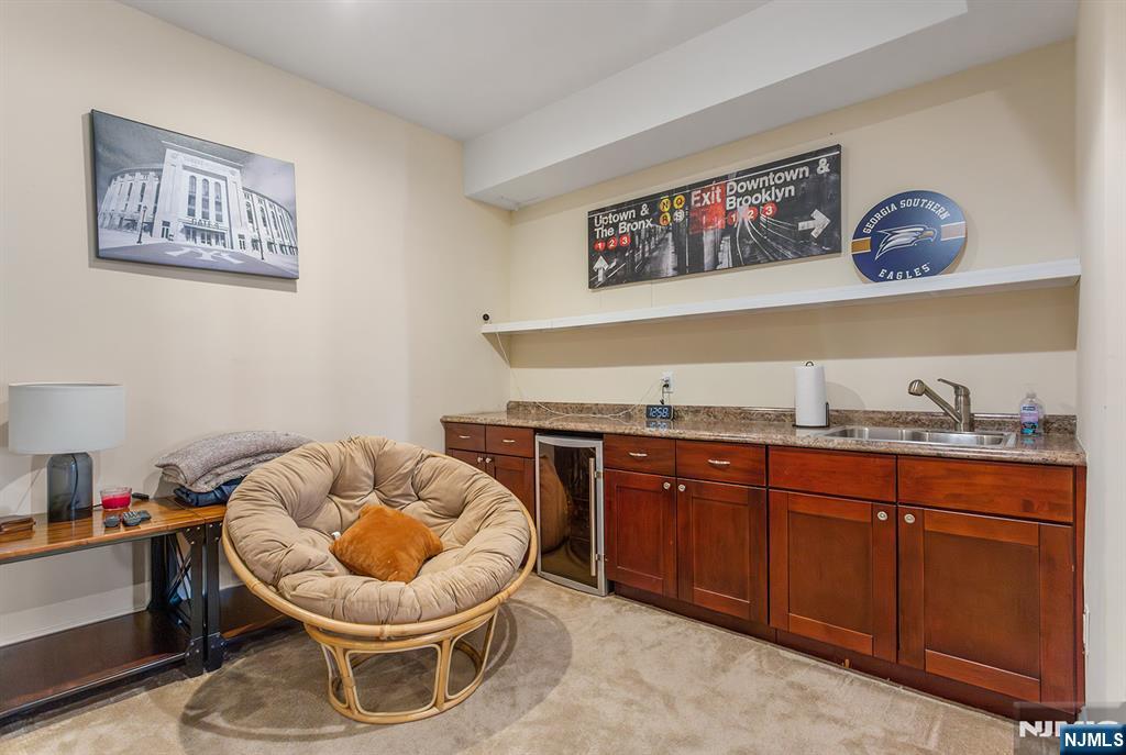 3 Brandon Court Butler, NJ 07405 - Photo 9 of 38