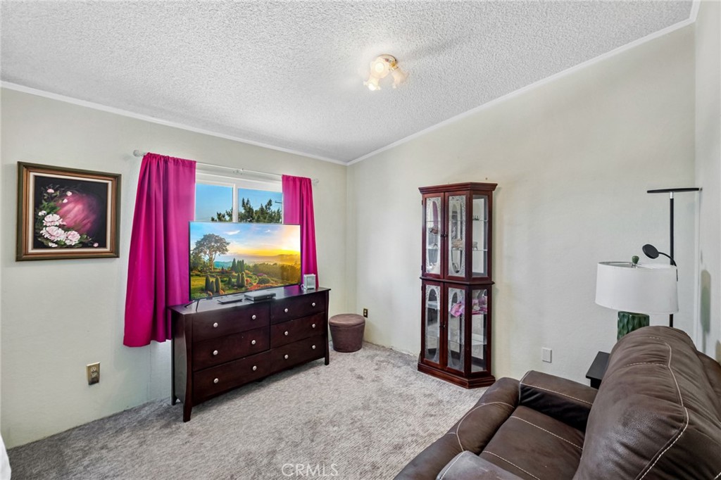 8837 Malpaso Road Phelan, CA 92371 - Photo 21 of 72