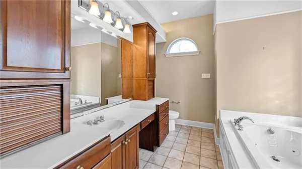 $799,000 | 3728 Lake Michel Court, Gretna, LA 70056
