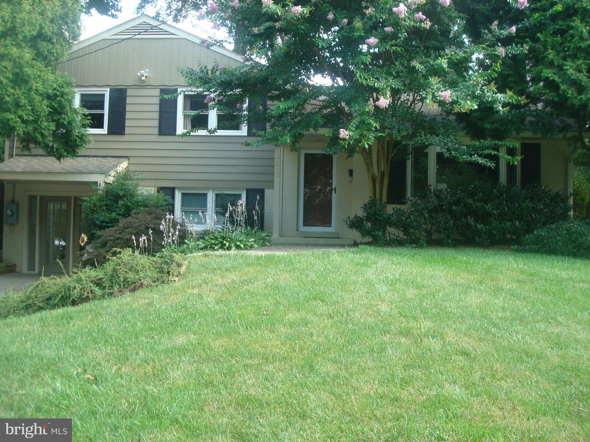 front view of house with a yard