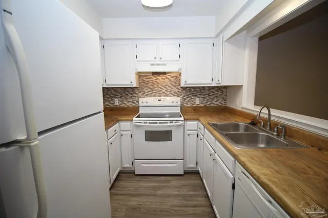 $1,295 | 10154 Vixen Place, Pensacola, FL 32514