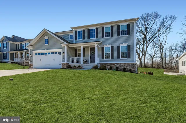 a picture of a bench in the floor
