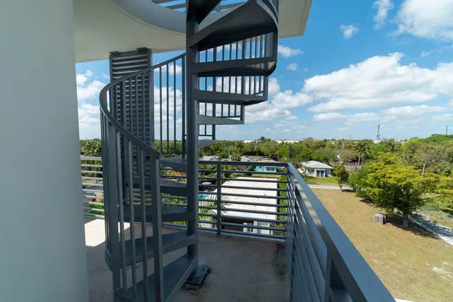 $6,500 | 111 Southeast 1st Avenue, Unit 512, Delray Beach, FL 33444