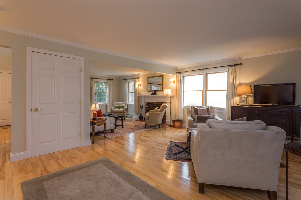 46 Depot Road Stratham, NH 03885 - Photo 14 of 32