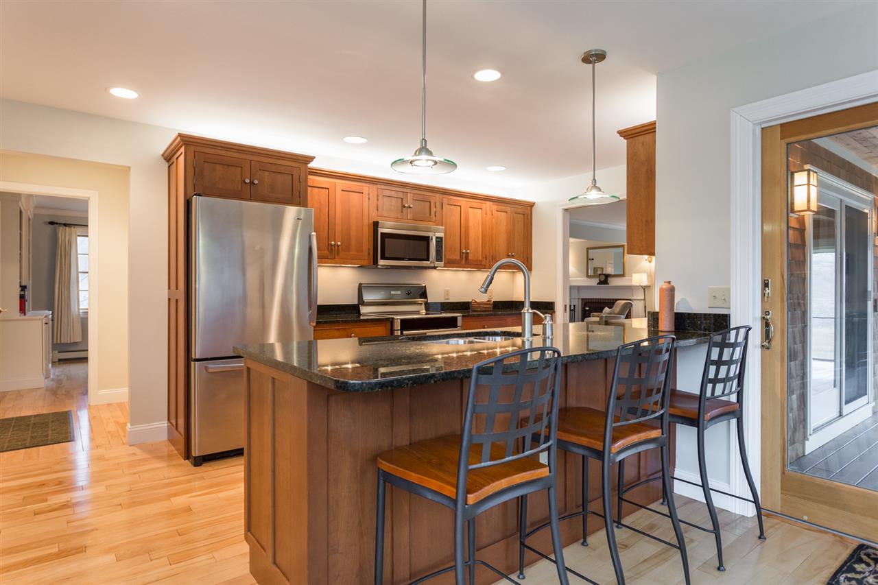 46 Depot Road Stratham, NH 03885 - Photo 3 of 32