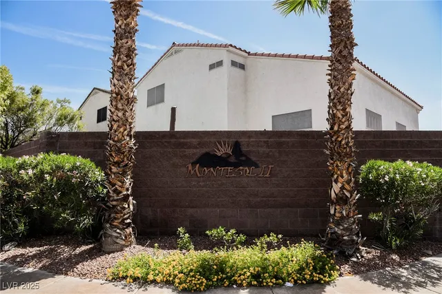 $2,450 | 138 Camino Capri, Henderson, NV 89012