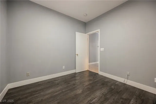 $2,450 | 138 Camino Capri, Henderson, NV 89012