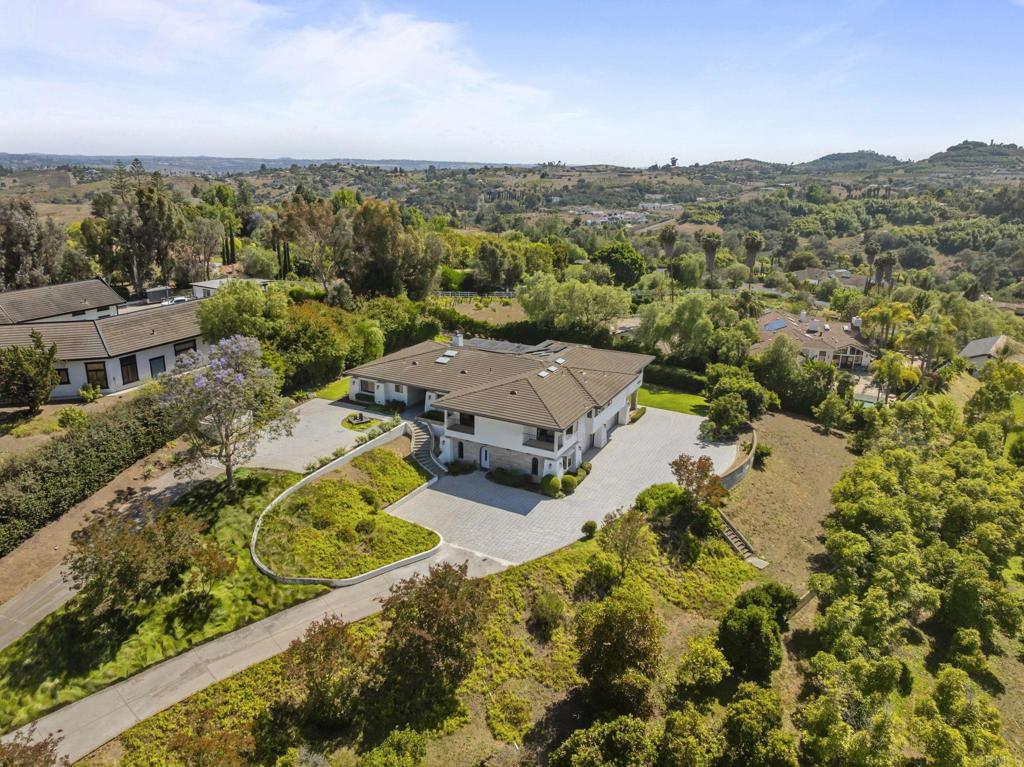 19 Gateview Drive Fallbrook, CA 92028 - Photo 71 of 79 19 Gateview Dr, Fallbrook, Luxury Home, Single-Level Main Floor Living, Attached ADU, Guard-Gated