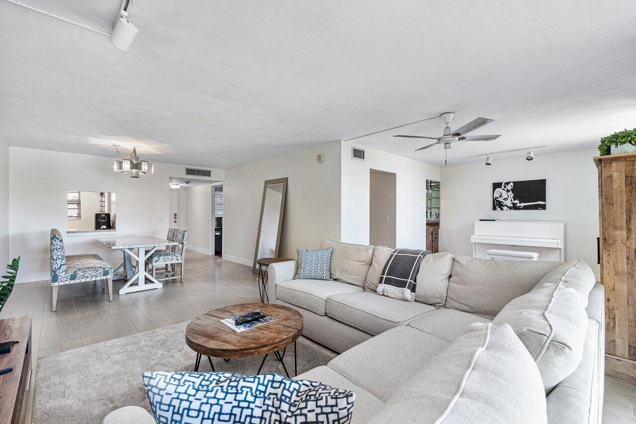 6000 Northwest 2nd Avenue, Unit 338 Boca Raton, FL 33487 - Photo 2 of 22 011-6000Northwest2ndAvenue-BocaRaton-FL-