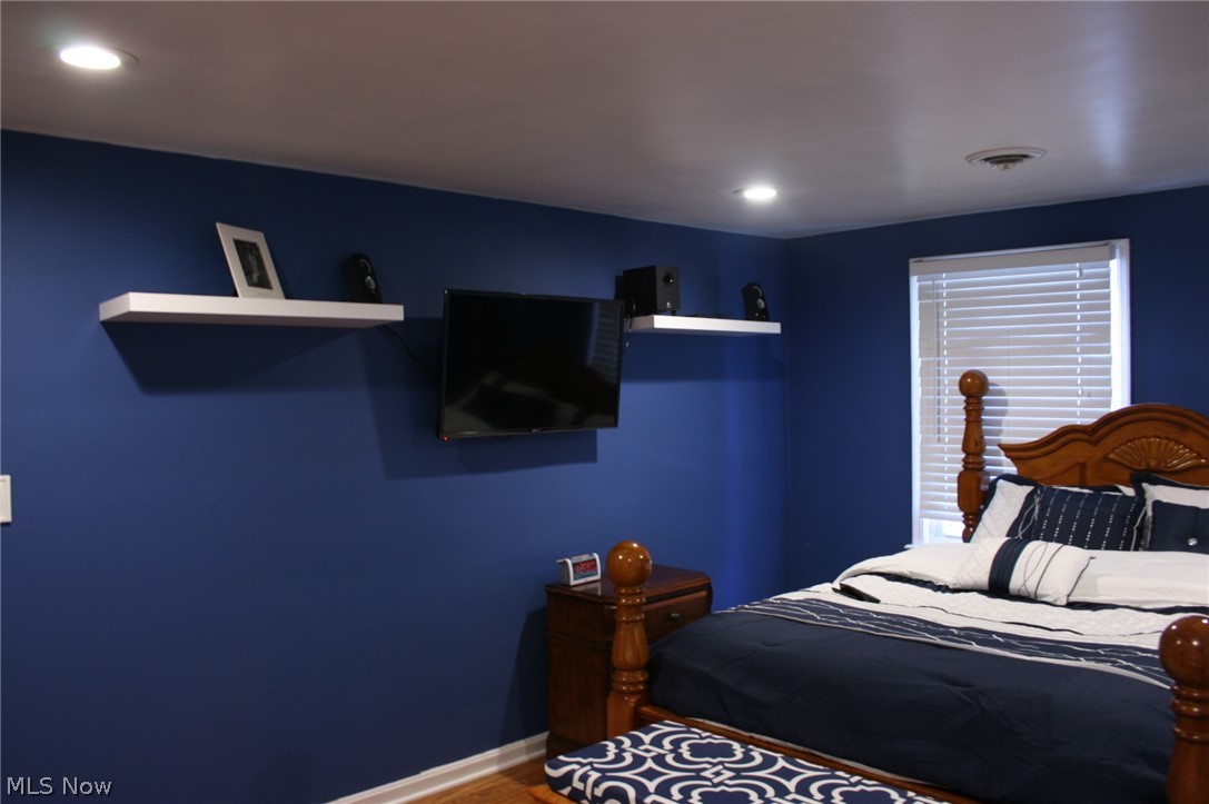 3063 Becket Road Cleveland, OH 44120 - Photo 10 of 20