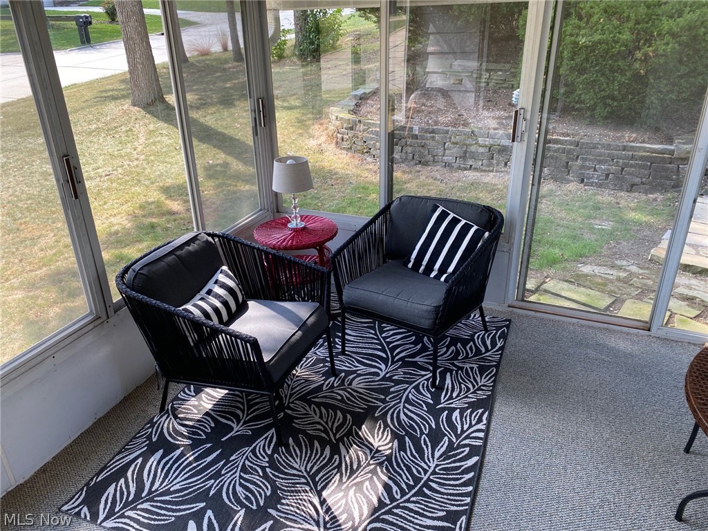 460 Holliston Road Akron, OH 44333 - Photo 8 of 29 Glass Sun Room