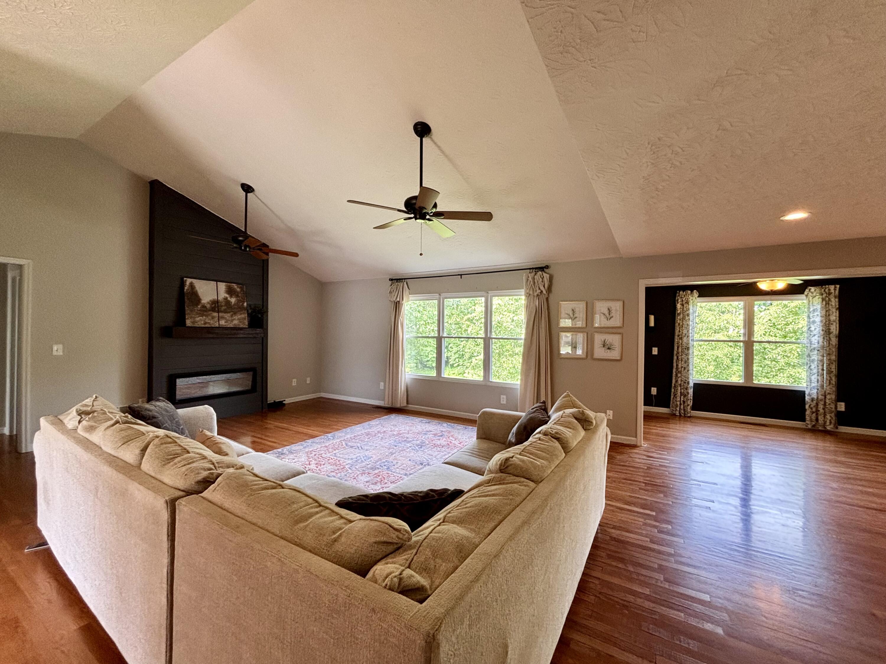 225 Maple Ridge Crittenden, KY 41030 - Photo 7 of 49 IMG_4391