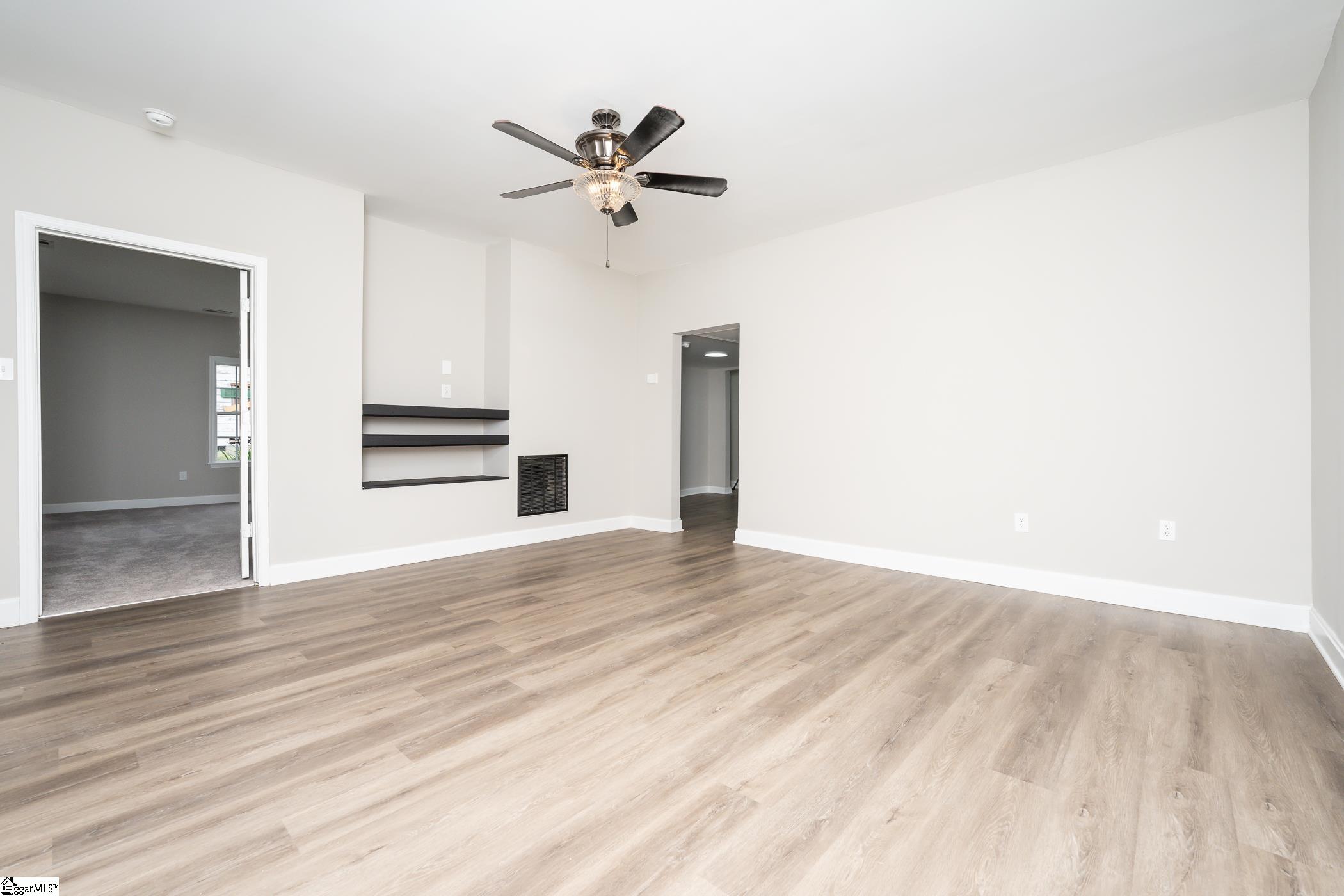 108 Murdock Road Belton, SC 29627 - Photo 4 of 18