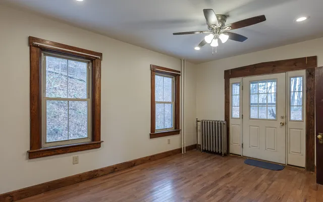 $299,900 | 10 King Street, Rockingham, VT 05101