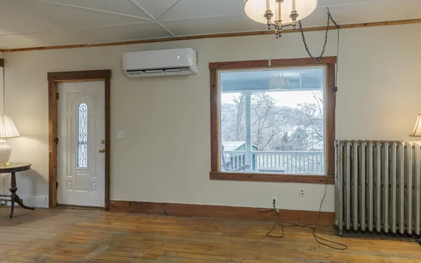 $289,900 | 10 King Street, Rockingham, VT 05101