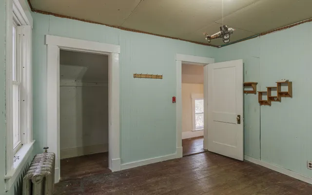 $299,900 | 10 King Street, Rockingham, VT 05101