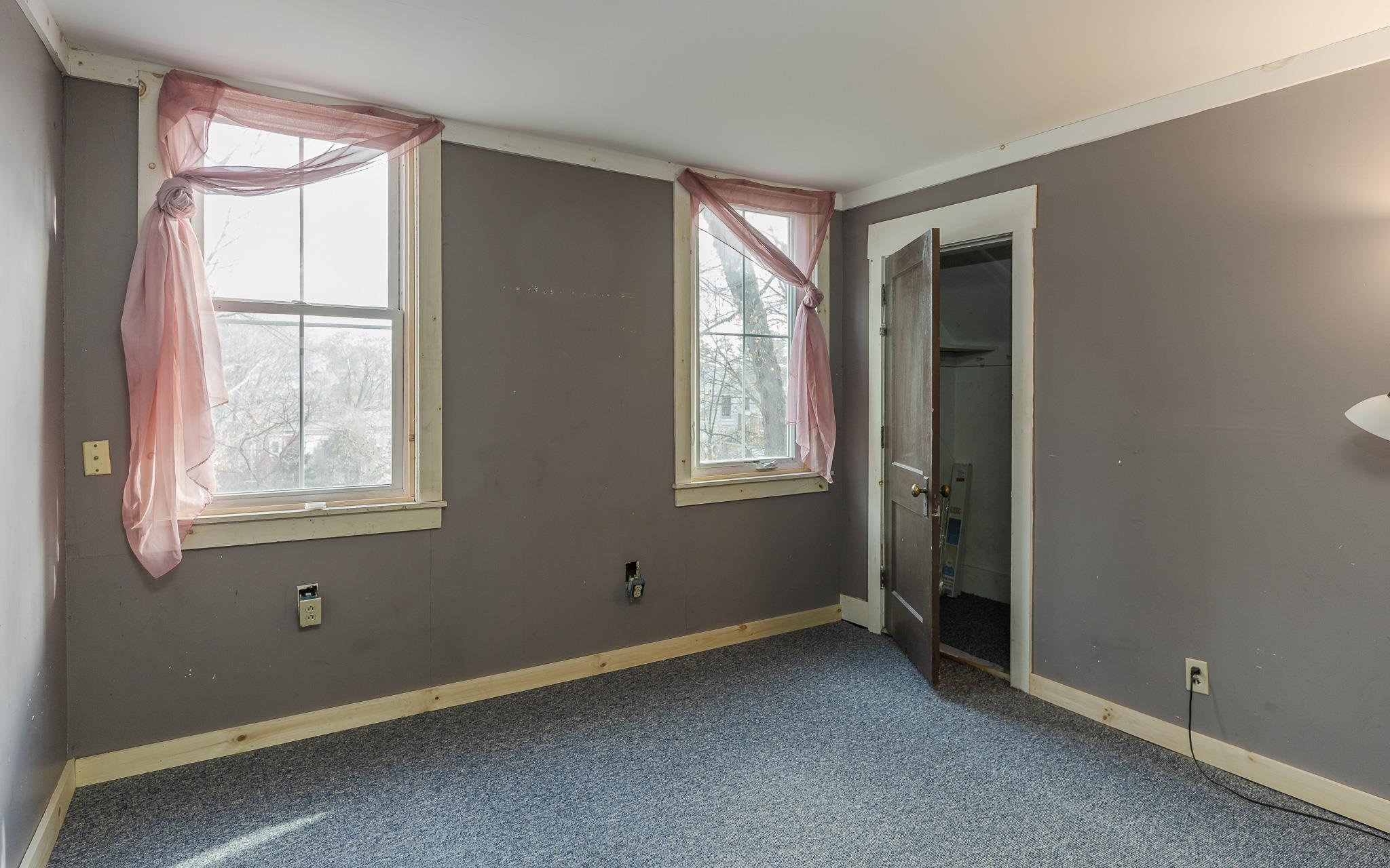 10 King Street Rockingham, VT 05101 - Photo 33 of 44