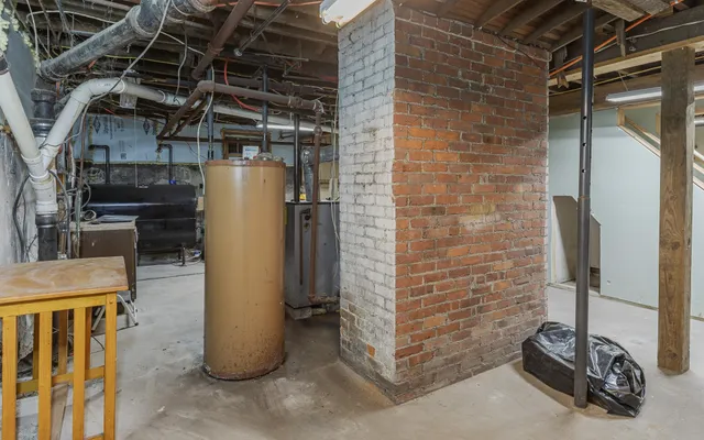 $299,900 | 10 King Street, Rockingham, VT 05101