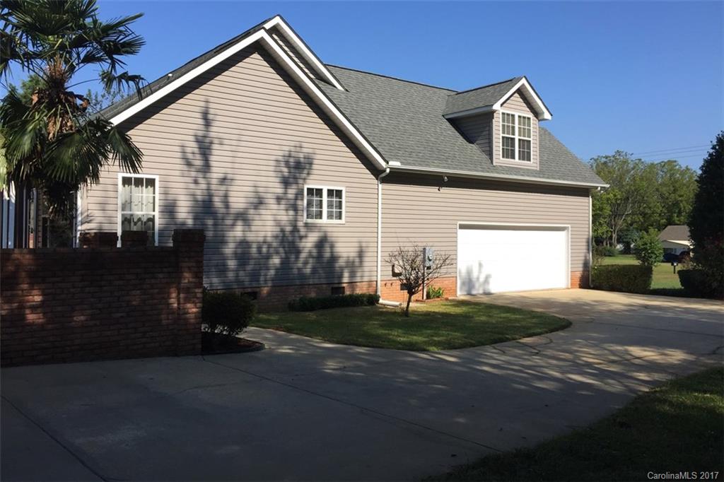 6655 Oakridge Road, Unit 7 Clover, SC 29710 - Photo 17 of 24 Gallery Image 17