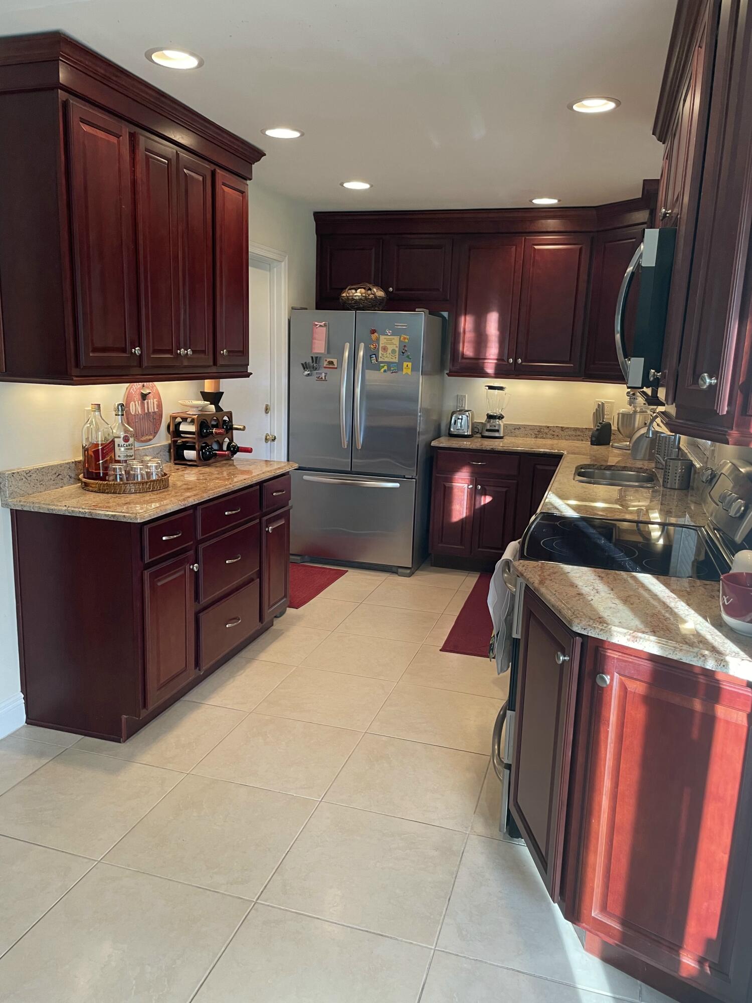 9408 Gettysburg Road Boca Raton, FL 33434 - Photo 12 of 17 Kitchen 1
